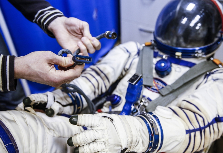 Russia to build rocket center in five years to send tourists into outer space